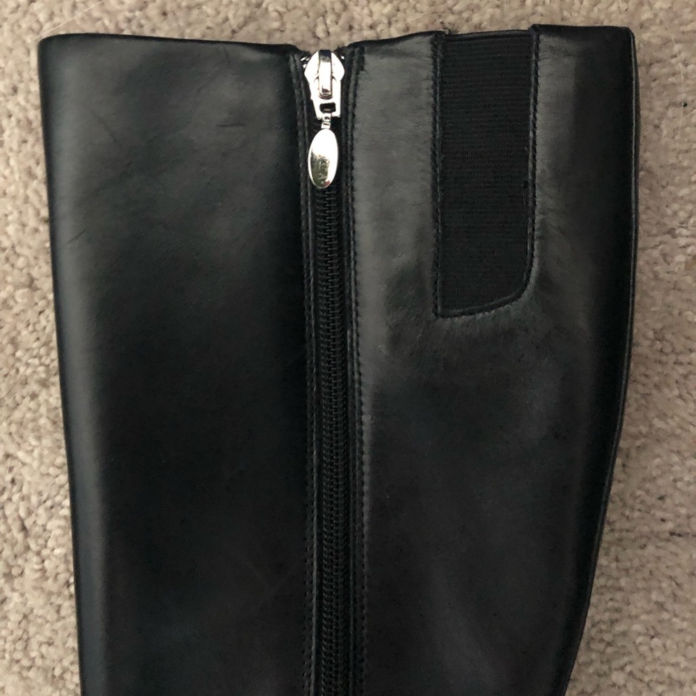 Women’s black leather tall boots with heel - Picture 6 of 8